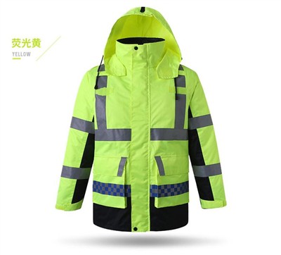 Какви са ползите от носенето на светлоотразително облекло?